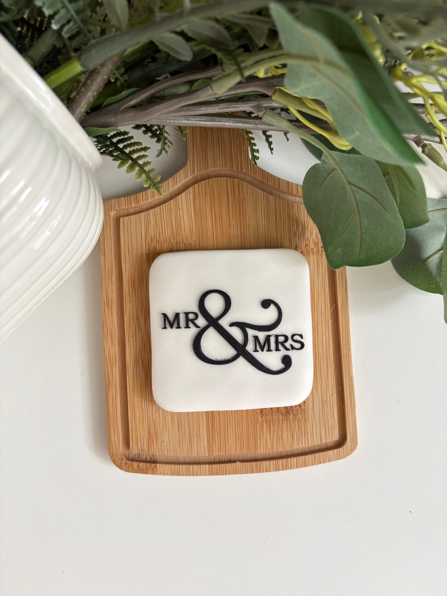 Mr & Mrs