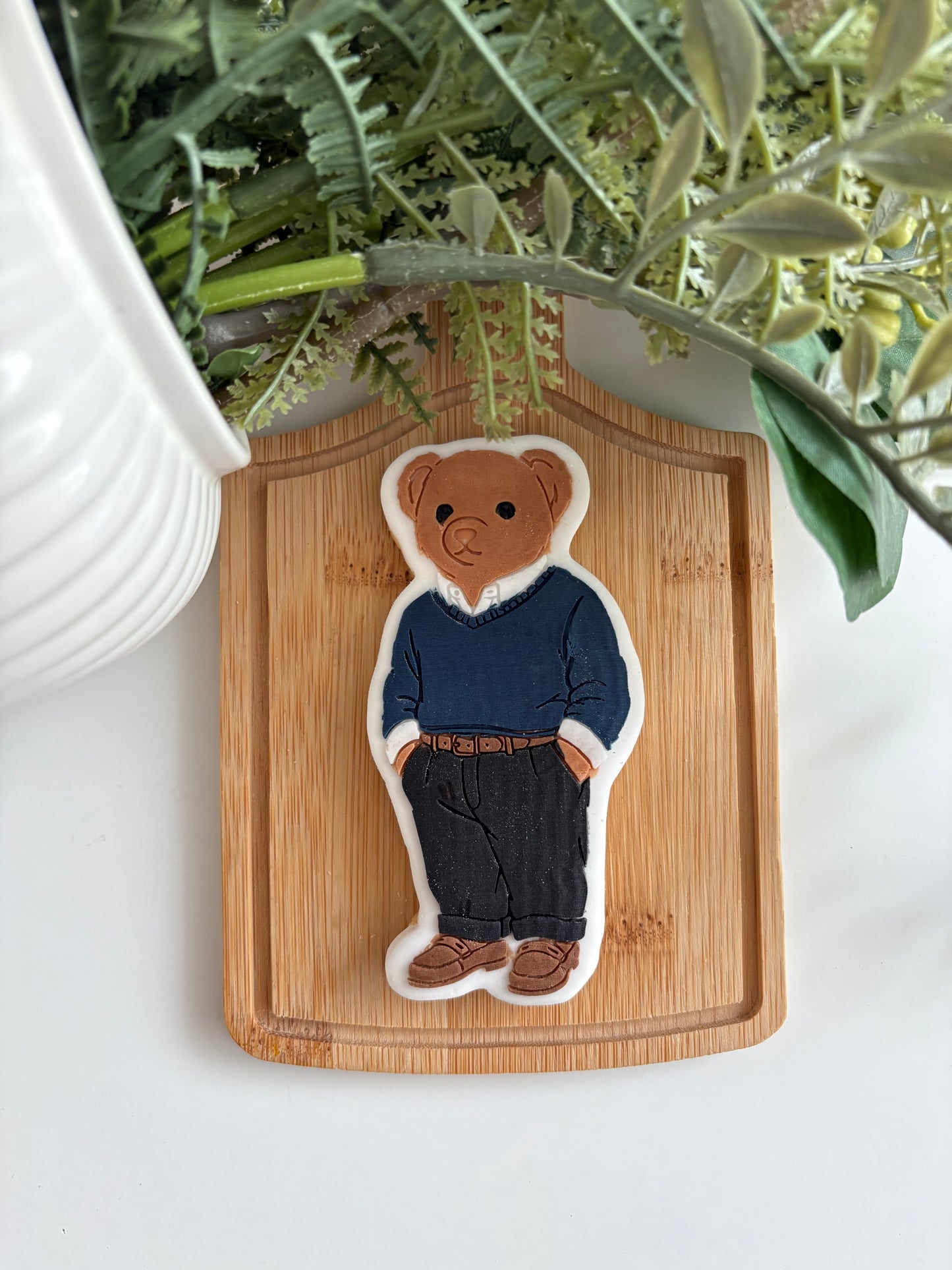 Ourson chic debout
